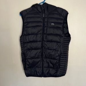 Pull&Bear Men’s Puffer Vest